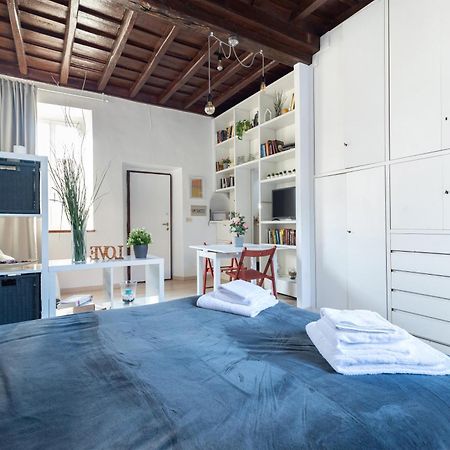 Cozy Studio Campo De Fiori Рим Экстерьер фото