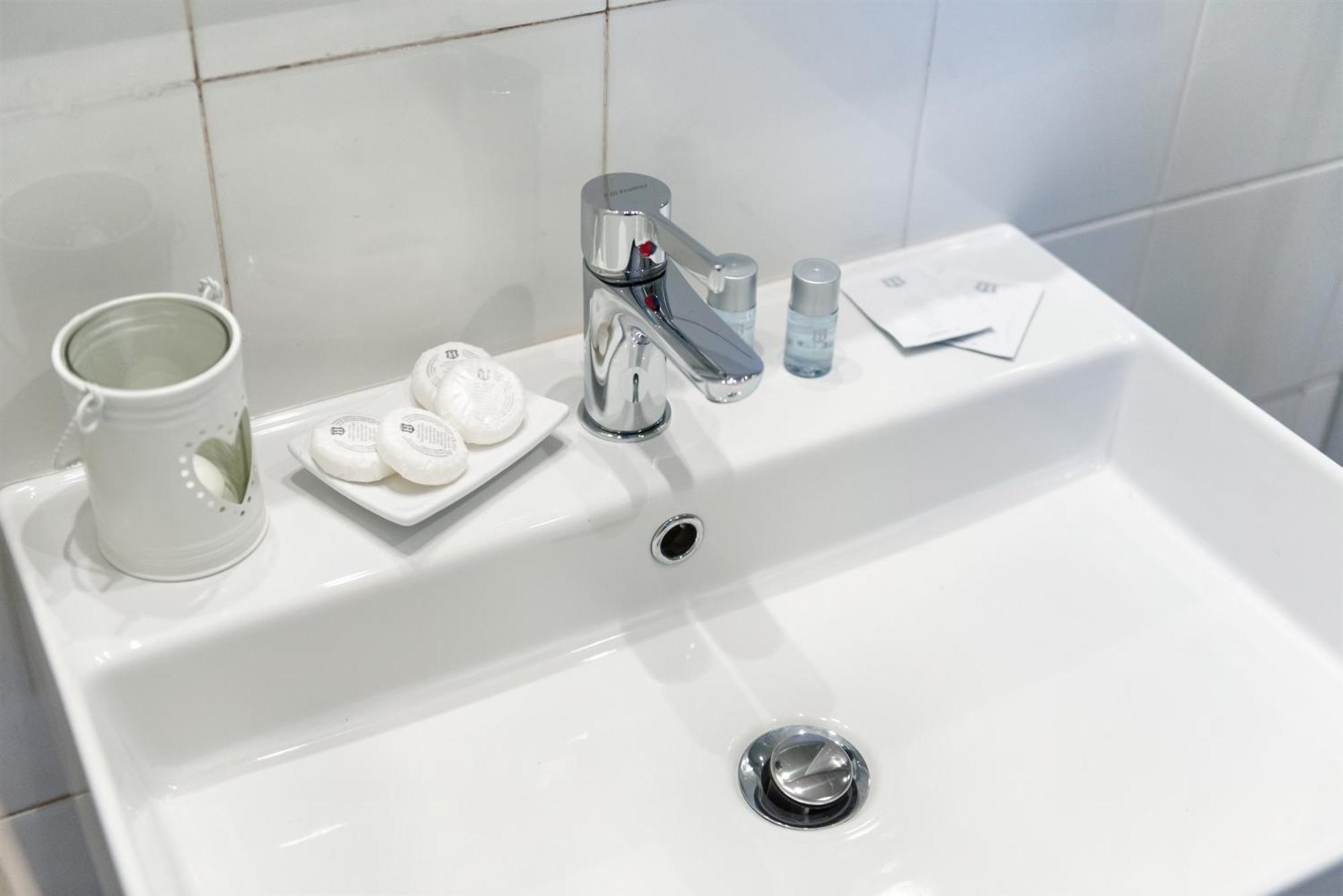 Cozy Studio Campo De Fiori Рим Экстерьер фото